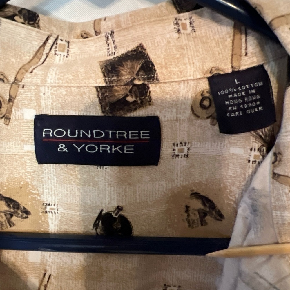 Roundtree Yorke Shirt Mens Large Fly Fishing Outdoor Camp All Over Print. - Picture 3 of 5